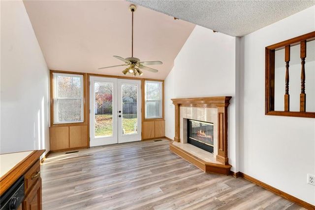 2121 NE Concord Street, Lee's Summit, MO 64086