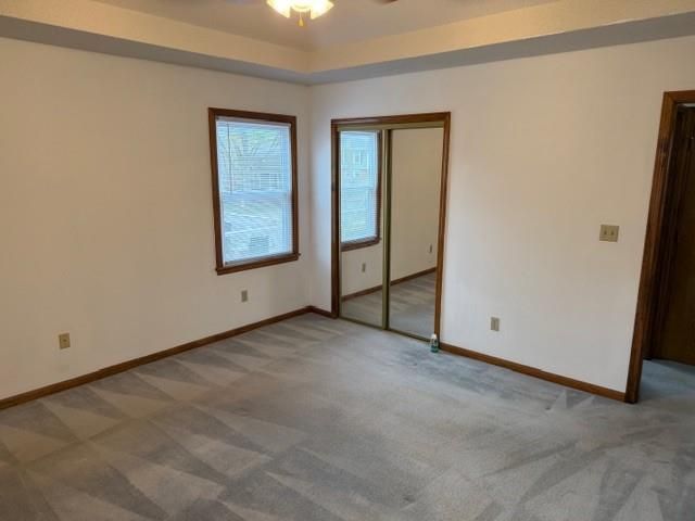 2121 NE Concord Street, Lee's Summit, MO 64086