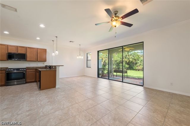 15346 Summit Place CIR 161, Naples, FL 34119