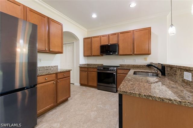 15346 Summit Place CIR 161, Naples, FL 34119