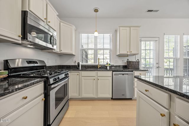 4019 Yellowfield Way, Cary, NC 27518