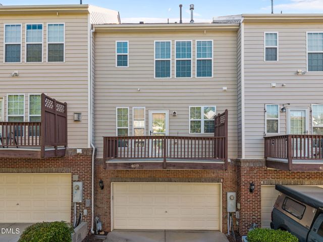 4019 Yellowfield Way, Cary, NC 27518