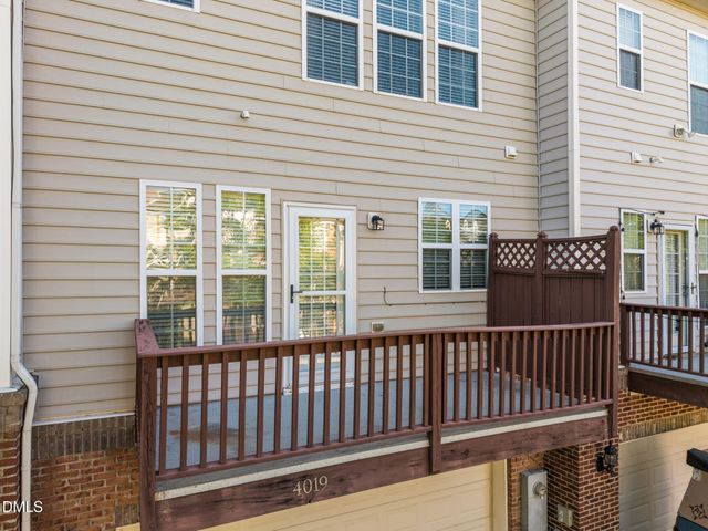 4019 Yellowfield Way, Cary, NC 27518