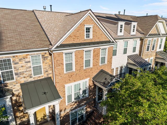 4019 Yellowfield Way, Cary, NC 27518