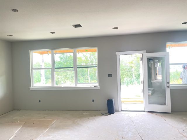 1410 Diceman Avenue, Dallas, TX 75203