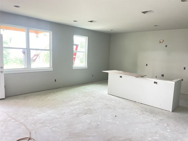 1410 Diceman Avenue, Dallas, TX 75203