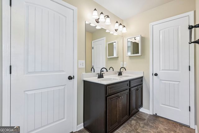 252 Stone Lake Drive, Dallas, GA 30157
