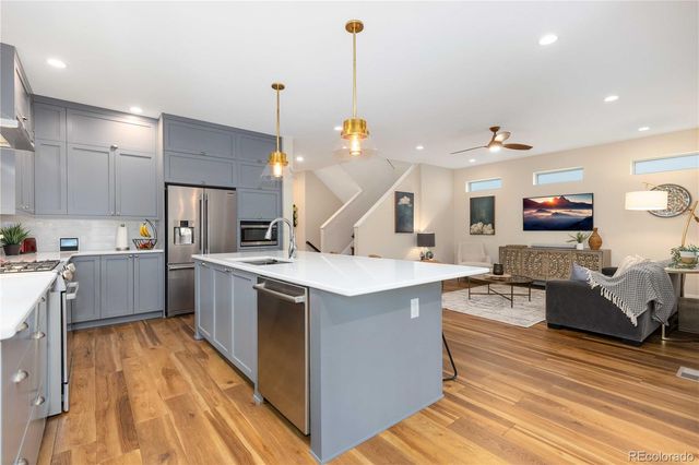 15513 W Vassar Avenue, Lakewood, CO 80228