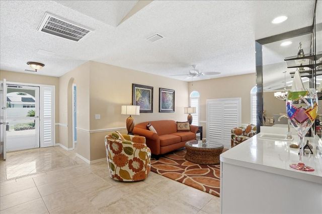 4904 61ST AVENUE TERRACE W, Bradenton, FL 34210