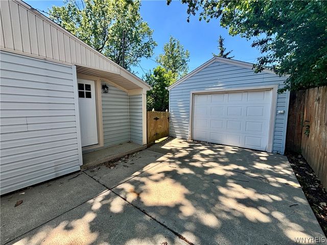 456 Wendel Ave, Tonawanda, NY 14223