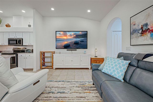 1749 FOUNTAIN VIEW CIRCLE, Venice, FL 34292