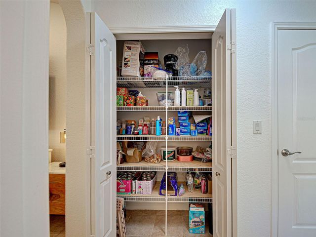 1749 FOUNTAIN VIEW CIRCLE, Venice, FL 34292