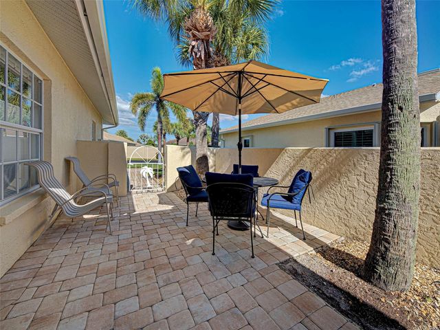 1749 FOUNTAIN VIEW CIRCLE, Venice, FL 34292