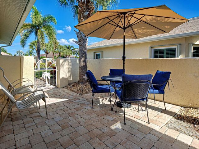 1749 FOUNTAIN VIEW CIRCLE, Venice, FL 34292