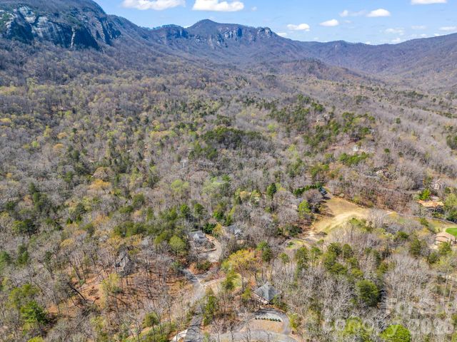 121 Fern Loop, Lake Lure, NC 28746