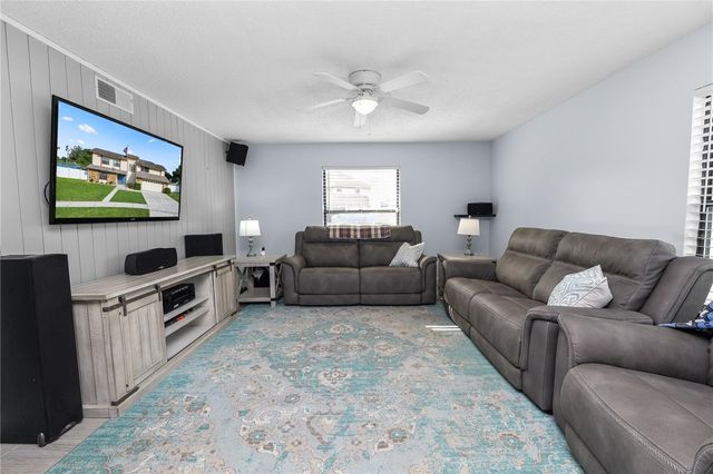 1224 RAINBROOK CIRCLE, Valrico, FL 33596