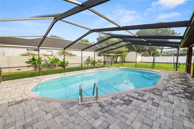 1224 RAINBROOK CIRCLE, Valrico, FL 33596