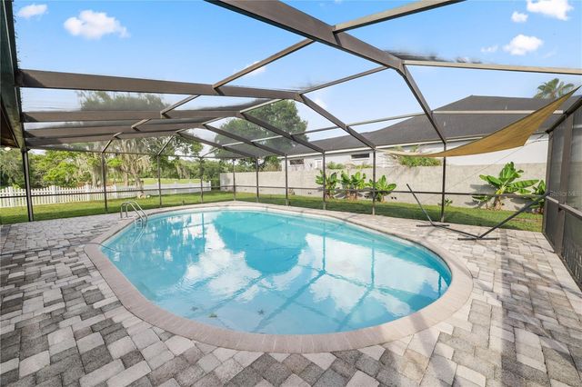 1224 RAINBROOK CIRCLE, Valrico, FL 33596