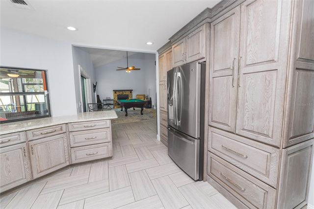 1224 RAINBROOK CIRCLE, Valrico, FL 33596