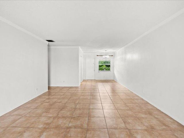 700 Layne Boulevard 316, Hallandale Beach, FL 33009