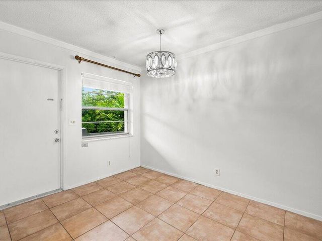 700 Layne Boulevard 316, Hallandale Beach, FL 33009