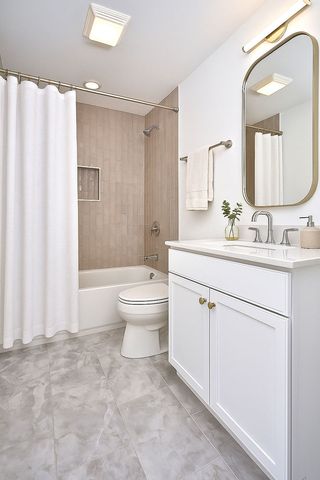 9396 Landings Lane 506, Des Plaines, IL 60016