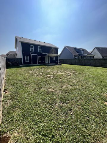 3748 Windhaven Dr, Clarksville, TN 37040