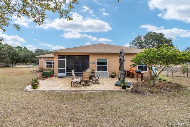 8290 N Ronda Drive, Citrus Springs, FL 34433