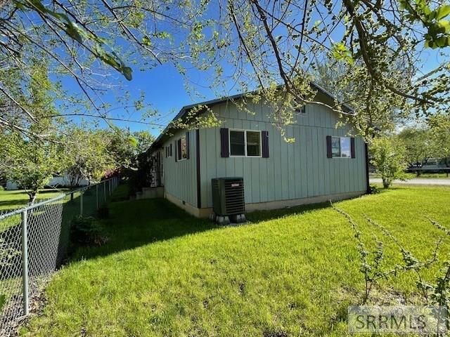 105 Beach Street, Salmon, ID 83467