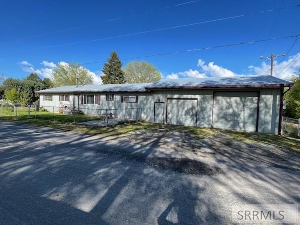 105 Beach Street, Salmon, ID 83467