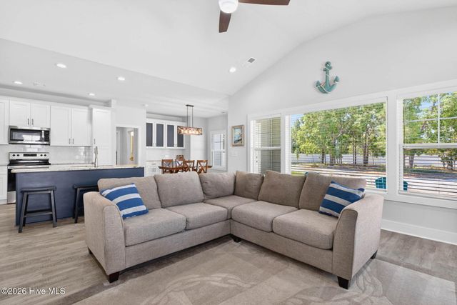 540 Barber Road, Southport, NC 28461