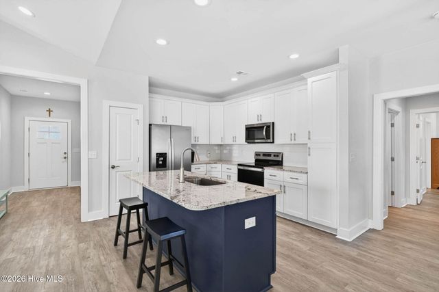 540 Barber Road, Southport, NC 28461
