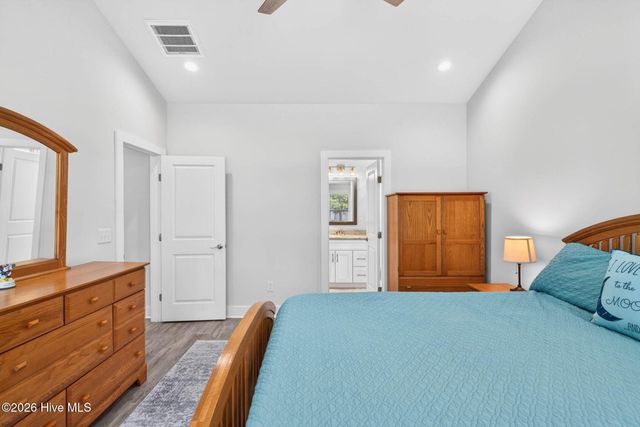 540 Barber Road, Southport, NC 28461