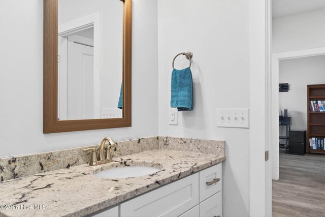 540 Barber Road, Southport, NC 28461