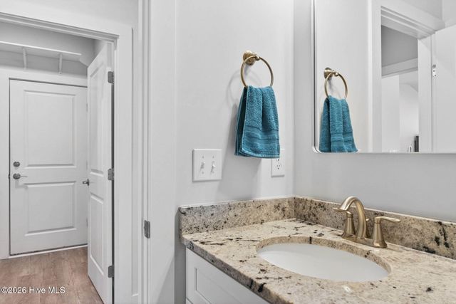 540 Barber Road, Southport, NC 28461