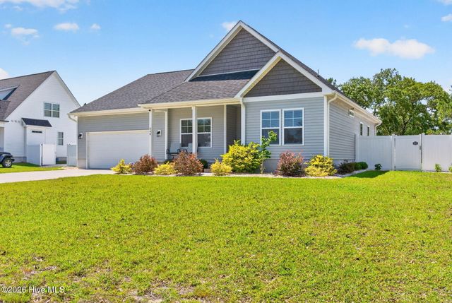 540 Barber Road, Southport, NC 28461