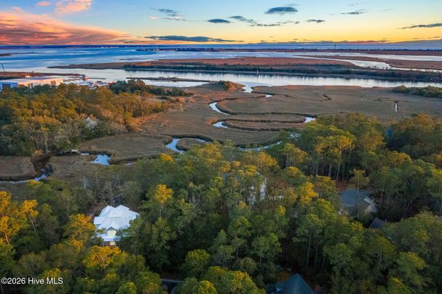 540 Barber Road, Southport, NC 28461