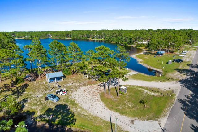 540 Barber Road, Southport, NC 28461