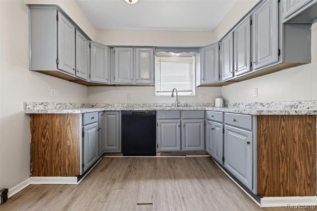4509 Cheyenne Avenue, Flint, MI 48507