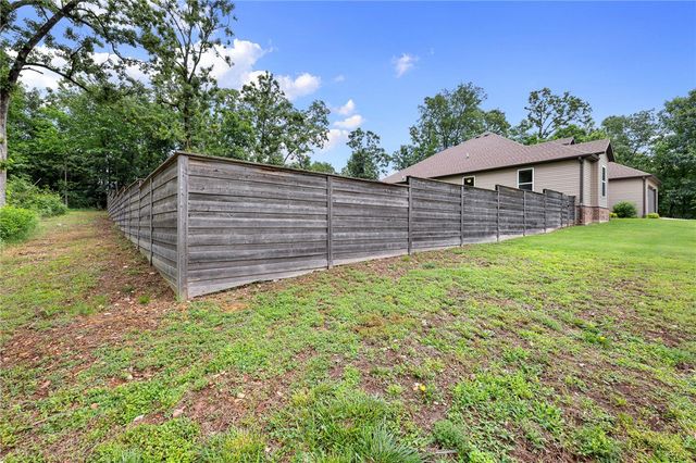 17 Worth Place, Bella Vista, AR 72715