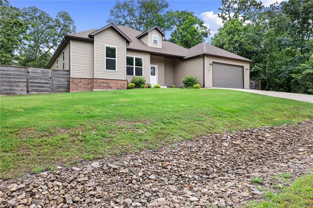 17 Worth Place, Bella Vista, AR 72715