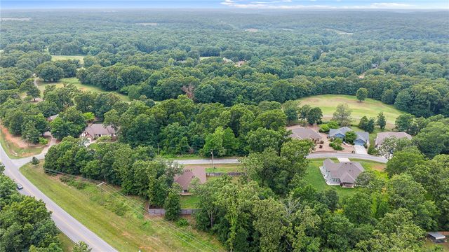 17 Worth Place, Bella Vista, AR 72715