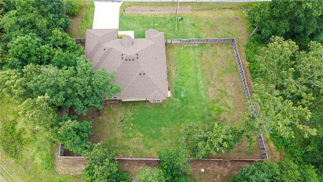 17 Worth Place, Bella Vista, AR 72715