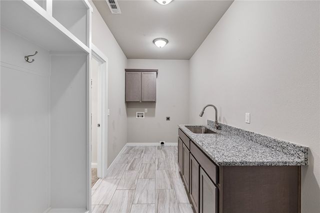17 Worth Place, Bella Vista, AR 72715