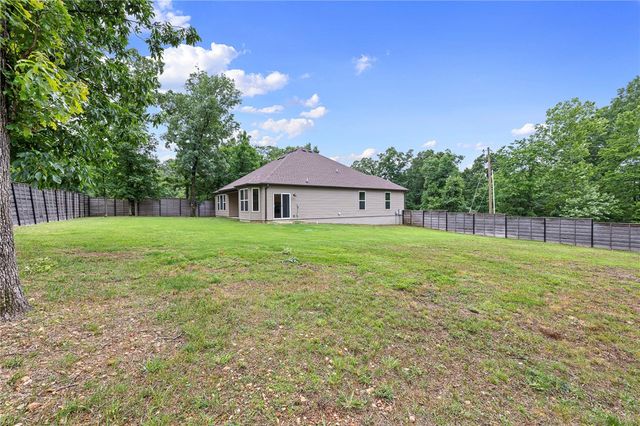 17 Worth Place, Bella Vista, AR 72715