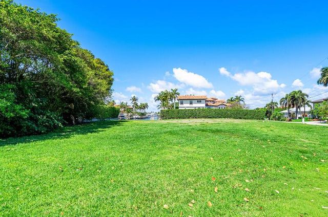 102 Bonito Drive, Ocean Ridge, FL 33435