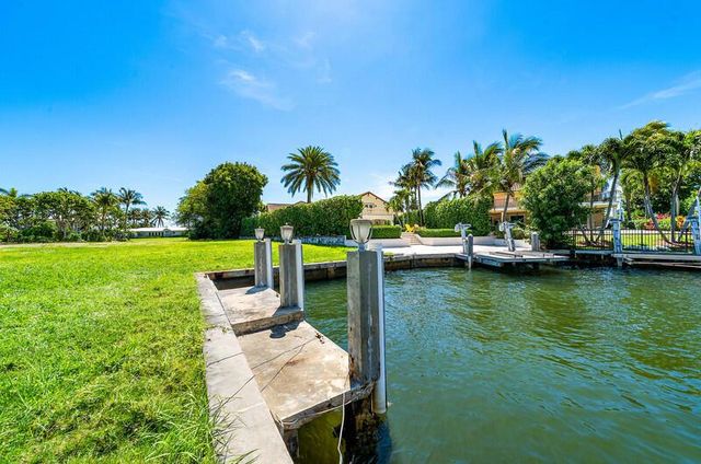 102 Bonito Drive, Ocean Ridge, FL 33435