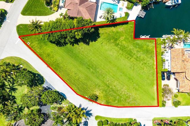 102 Bonito Drive, Ocean Ridge, FL 33435