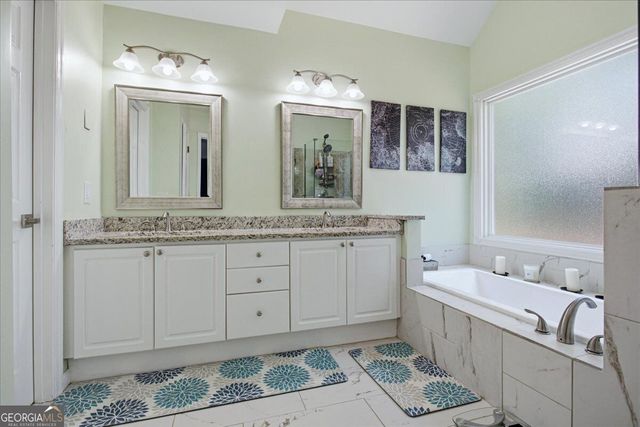 11160 Brookhollow Trail, Johns Creek, GA 30022