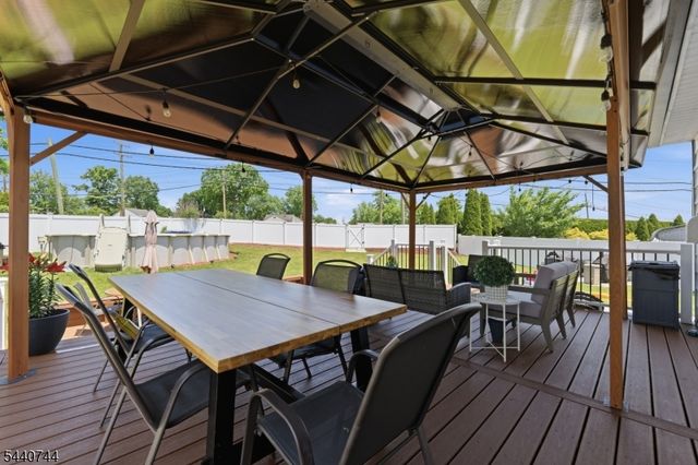 83 Rutan Rd, Belleville Twp., NJ 07109